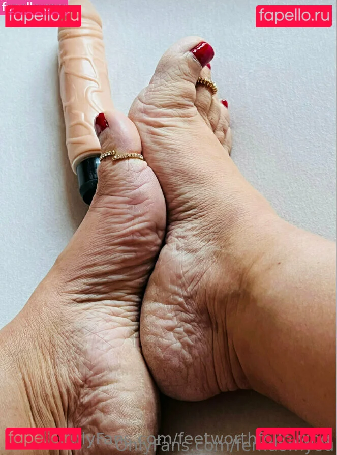 feetworthfollowing Onlyfans Photo Gallery 