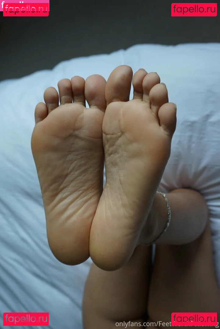 feetworthfollowing Onlyfans Photo Gallery 