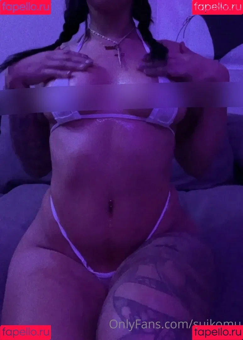 suikomuu Onlyfans Photo Gallery 