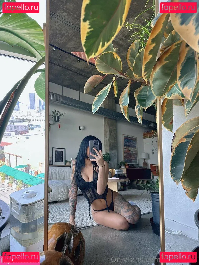 suikomuu Onlyfans Photo Gallery 