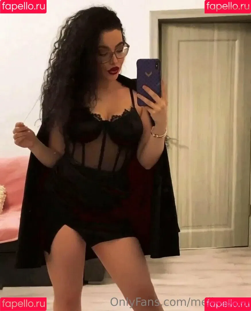 mellany18 Onlyfans Photo Gallery 