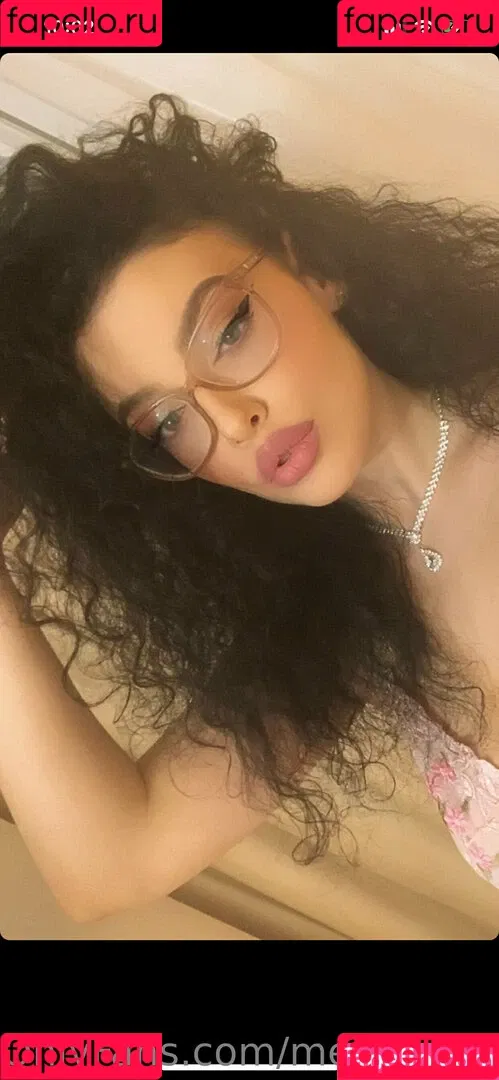 mellany18 Onlyfans Photo Gallery 