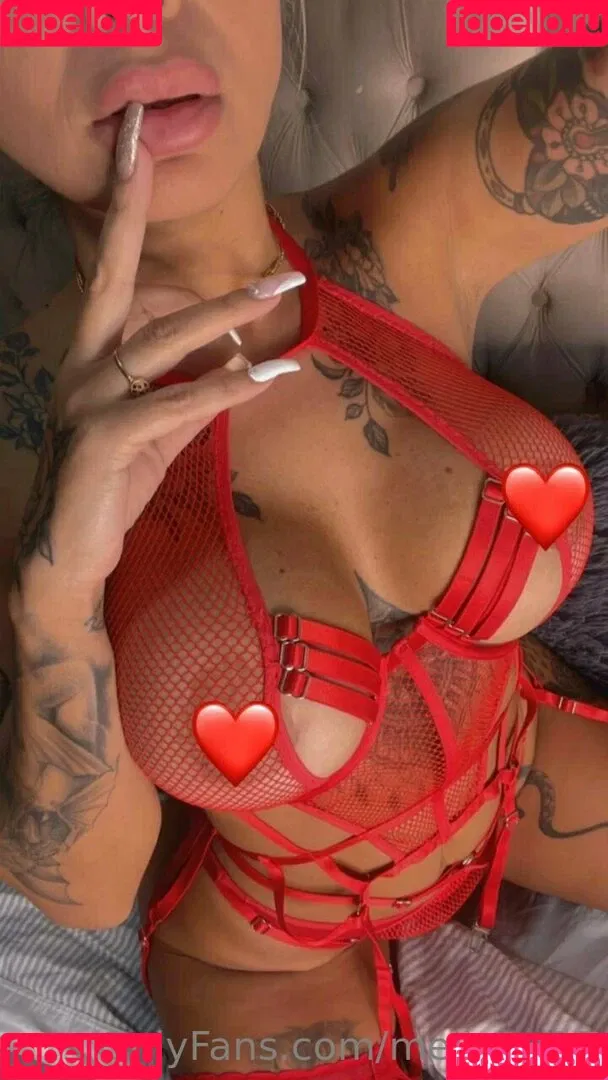 mellany18 Onlyfans Photo Gallery 