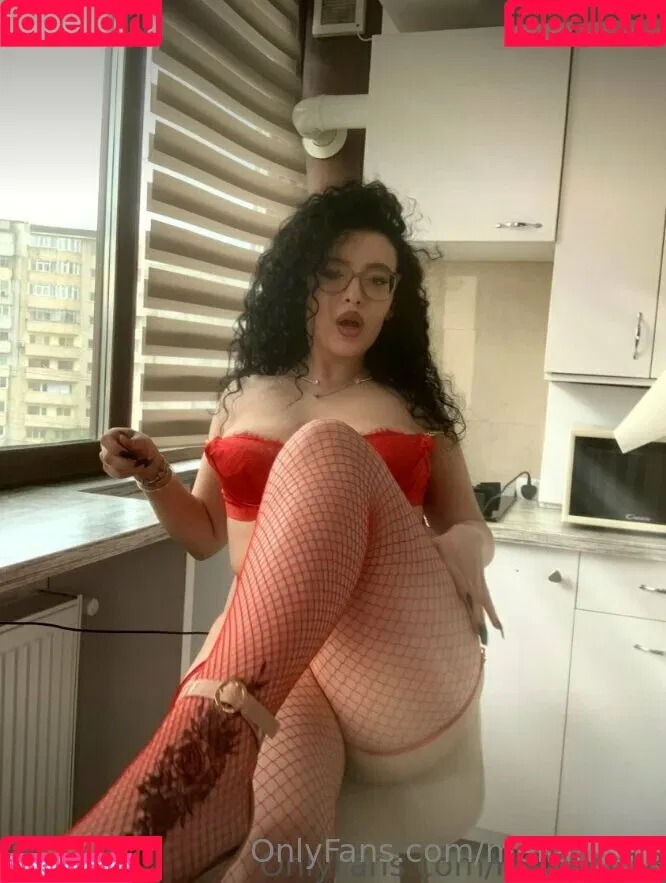 mellany18 Onlyfans Photo Gallery 
