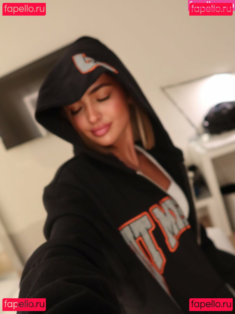 Iuliana Beregoi Nude Onlyfans Photo 31
