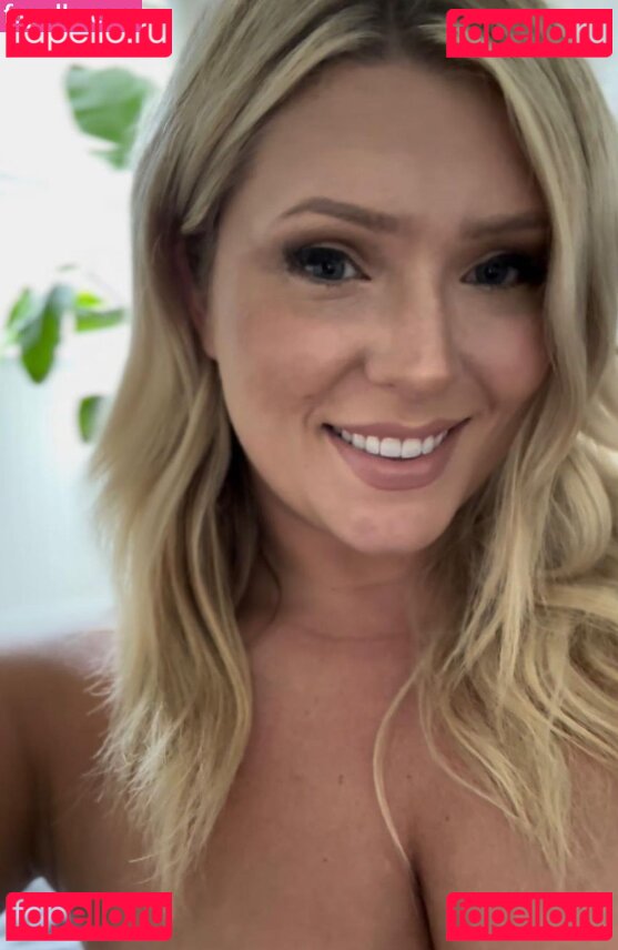 Sultry Sammy Nude Onlyfans Photo 9