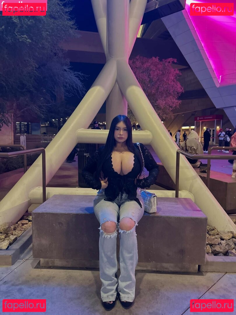 saucyysuzzy Nude Onlyfans Photo 45