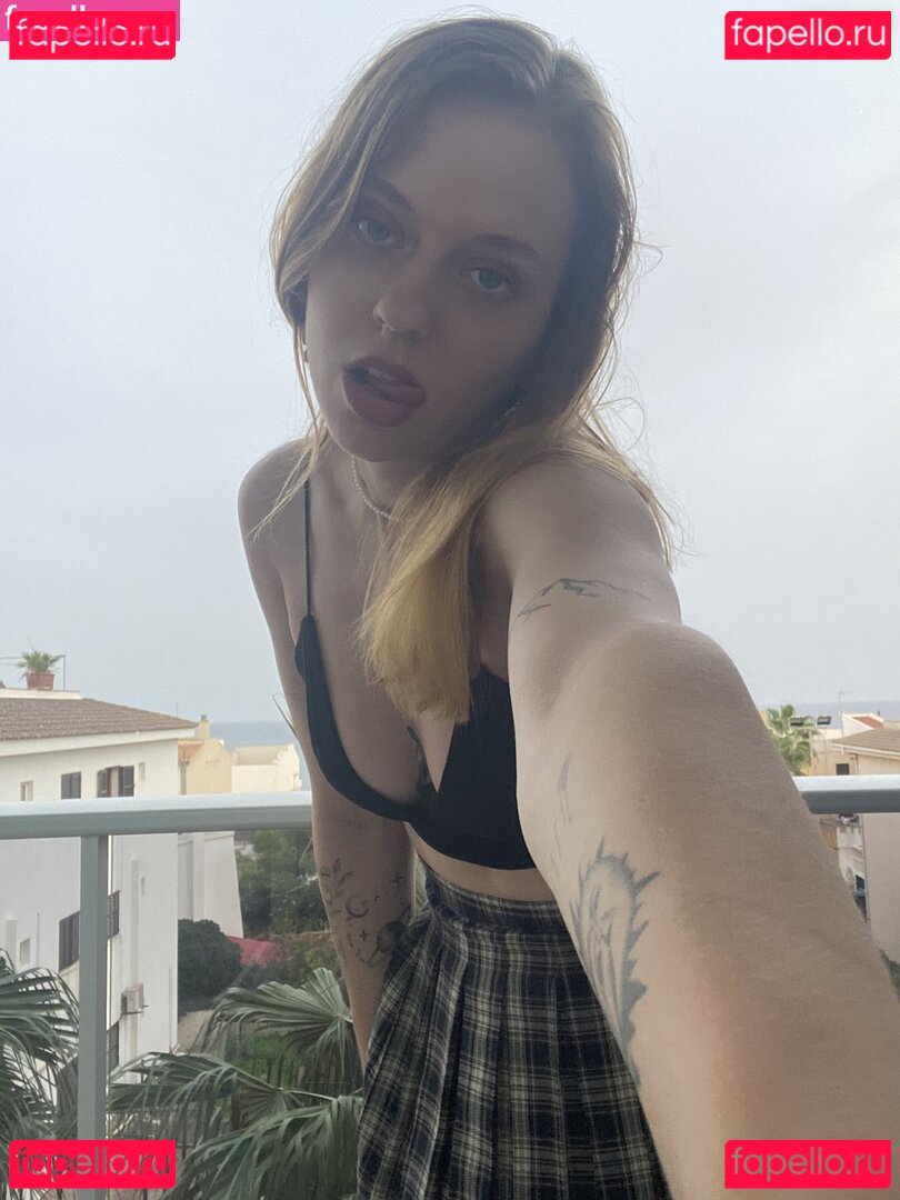 Kalemia Nude Onlyfans Photo 35