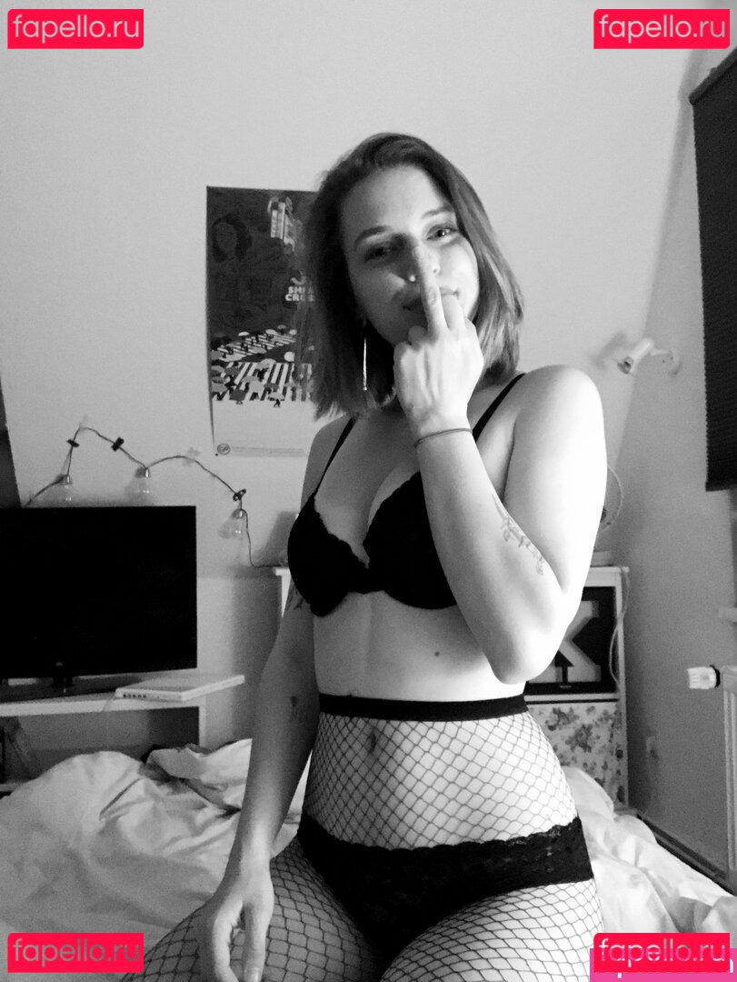 Kalemia Nude Onlyfans Photo 29