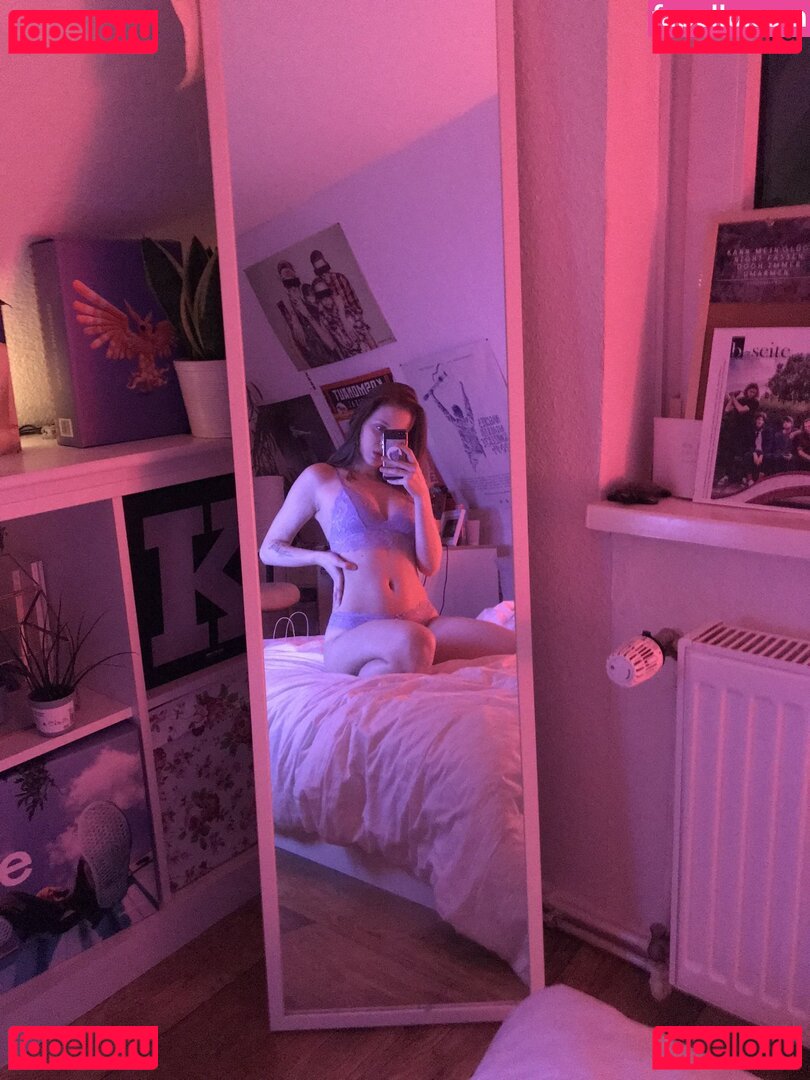 Kalemia Nude Onlyfans Photo 21