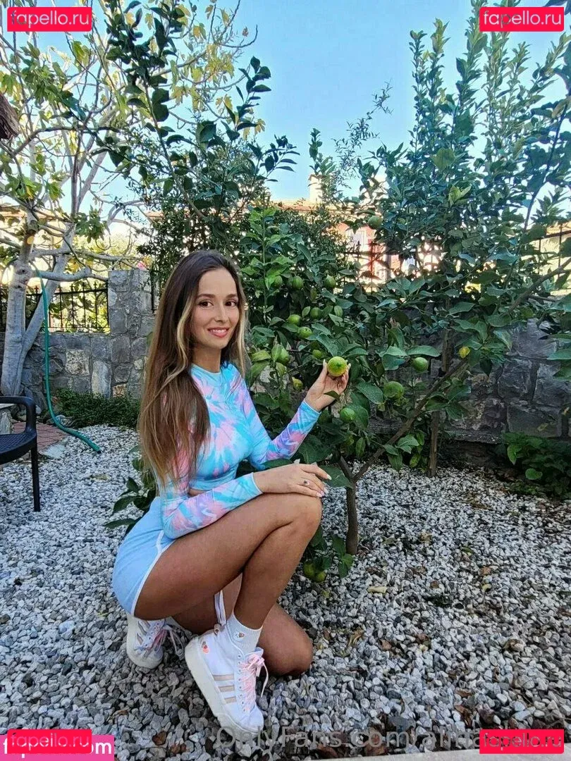 alinashine Onlyfans Photo Gallery 