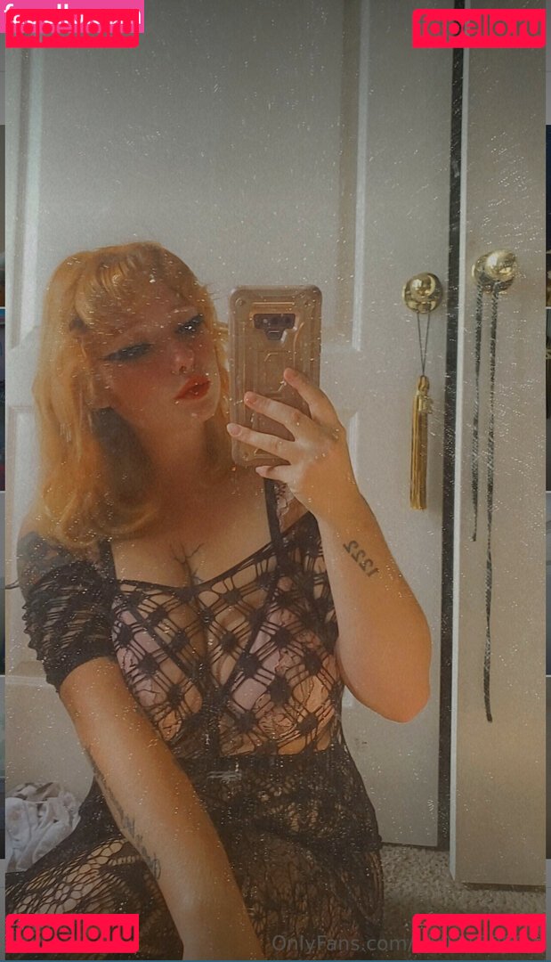 mysticaldesire.s Nude Onlyfans Photo 7