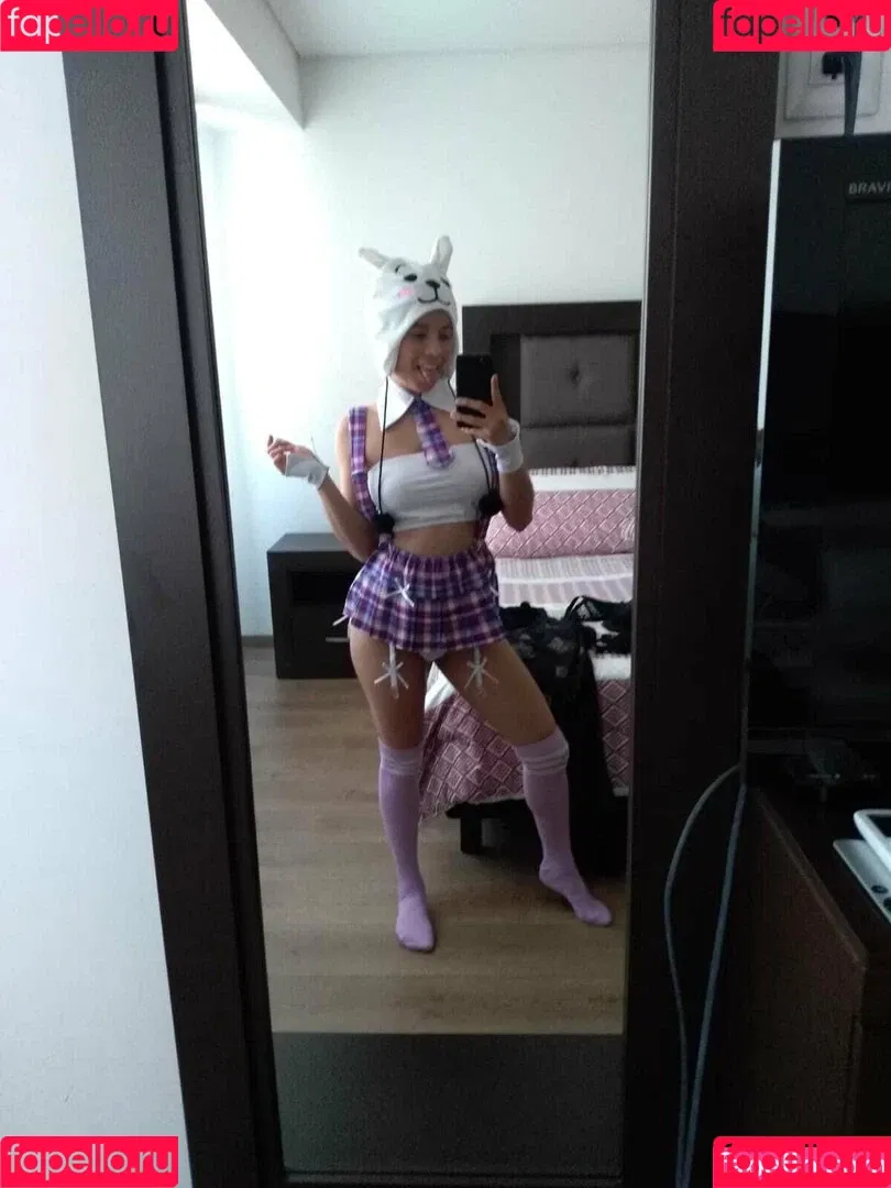 Alessa Shine Onlyfans Photo Gallery 