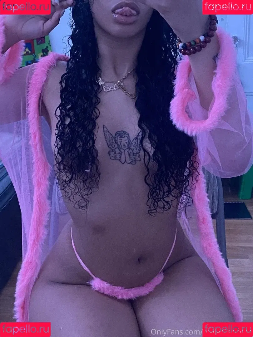 melaniericchh Onlyfans Photo Gallery 