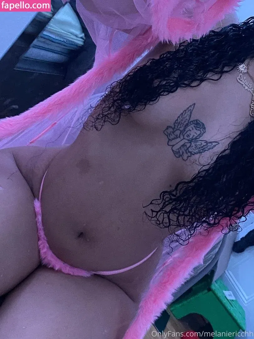 melaniericchh Onlyfans Photo Gallery 