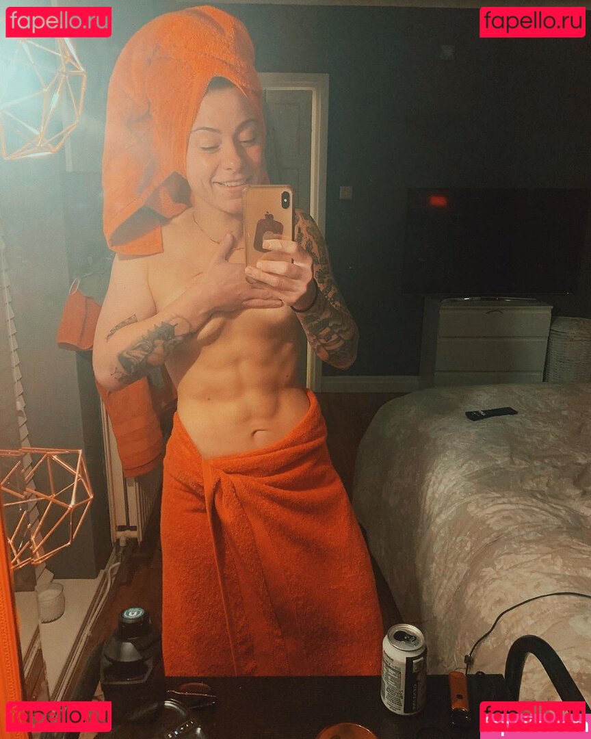 Lucy Spraggan Nude Onlyfans Photo 24
