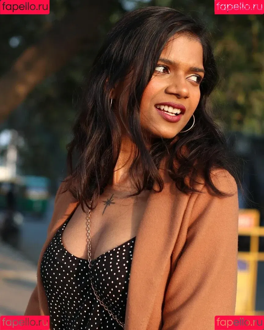 Khyatishree Onlyfans Photo Gallery 