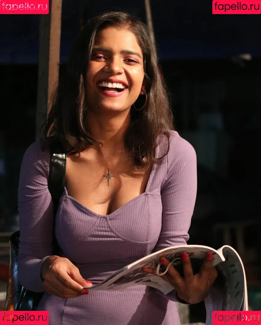 Khyatishree Onlyfans Photo Gallery 