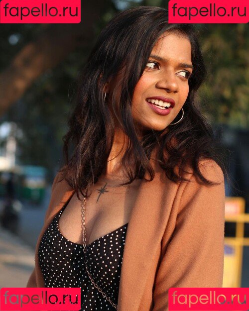 Khyatishree Onlyfans Photo Gallery 