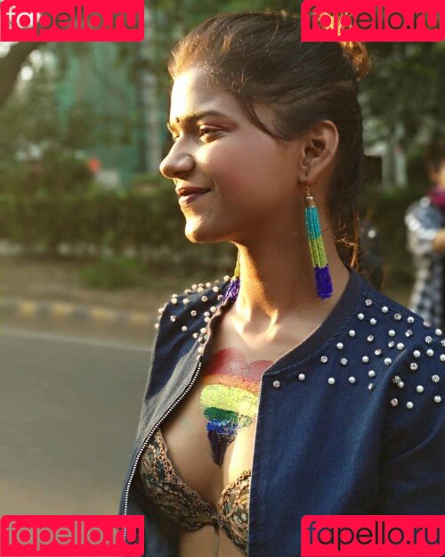 Khyatishree Onlyfans Photo Gallery 