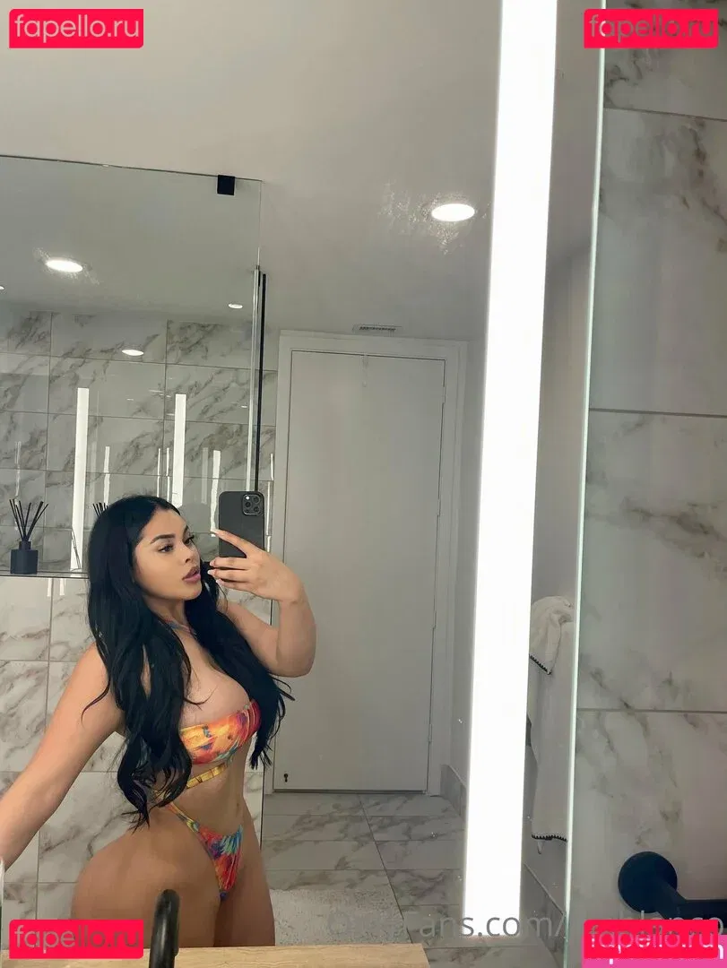 Jen Blanco Onlyfans Photo Gallery 