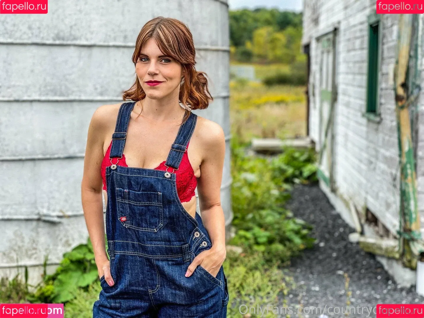 Country Christina Onlyfans Photo Gallery 