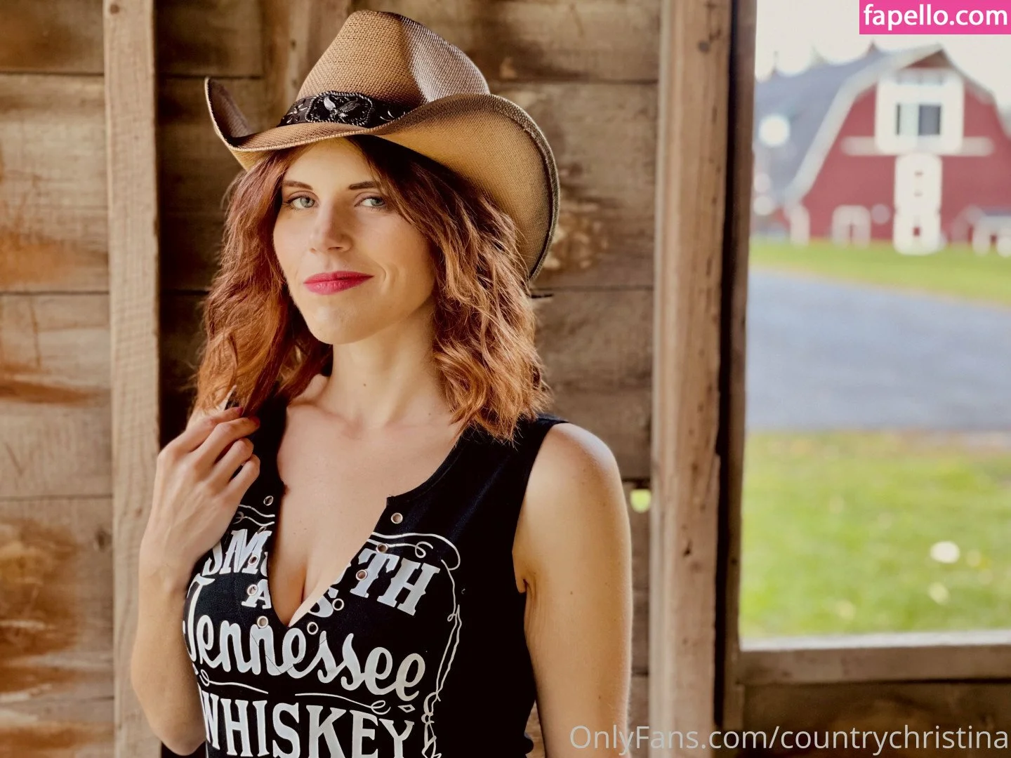 Country Christina Onlyfans Photo Gallery 