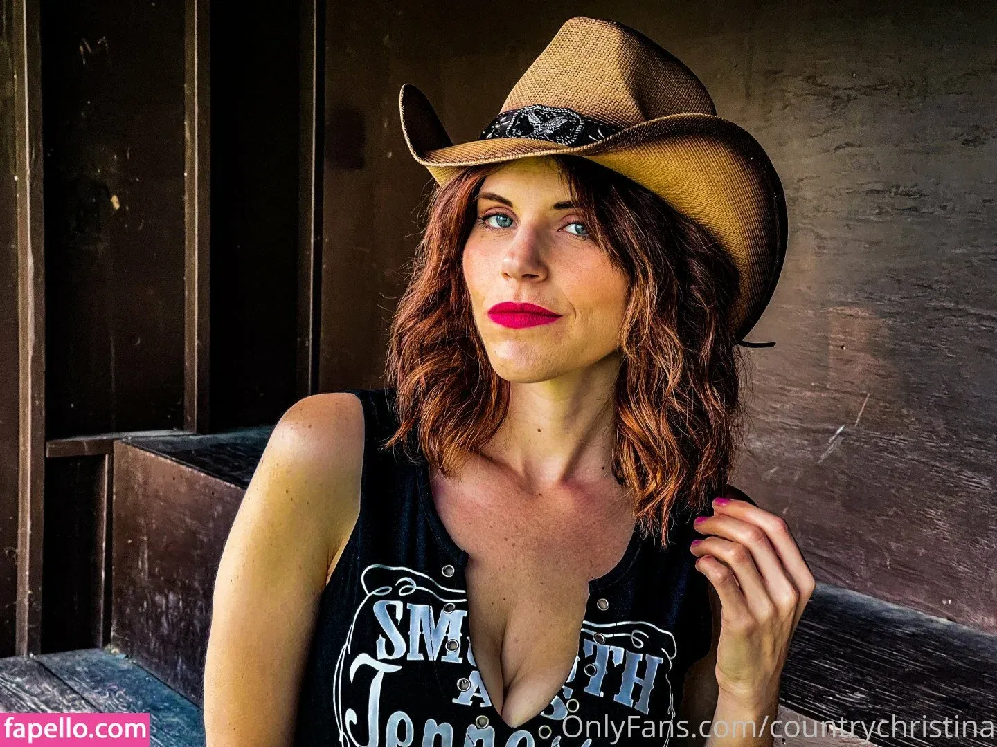 Country Christina Onlyfans Photo Gallery 