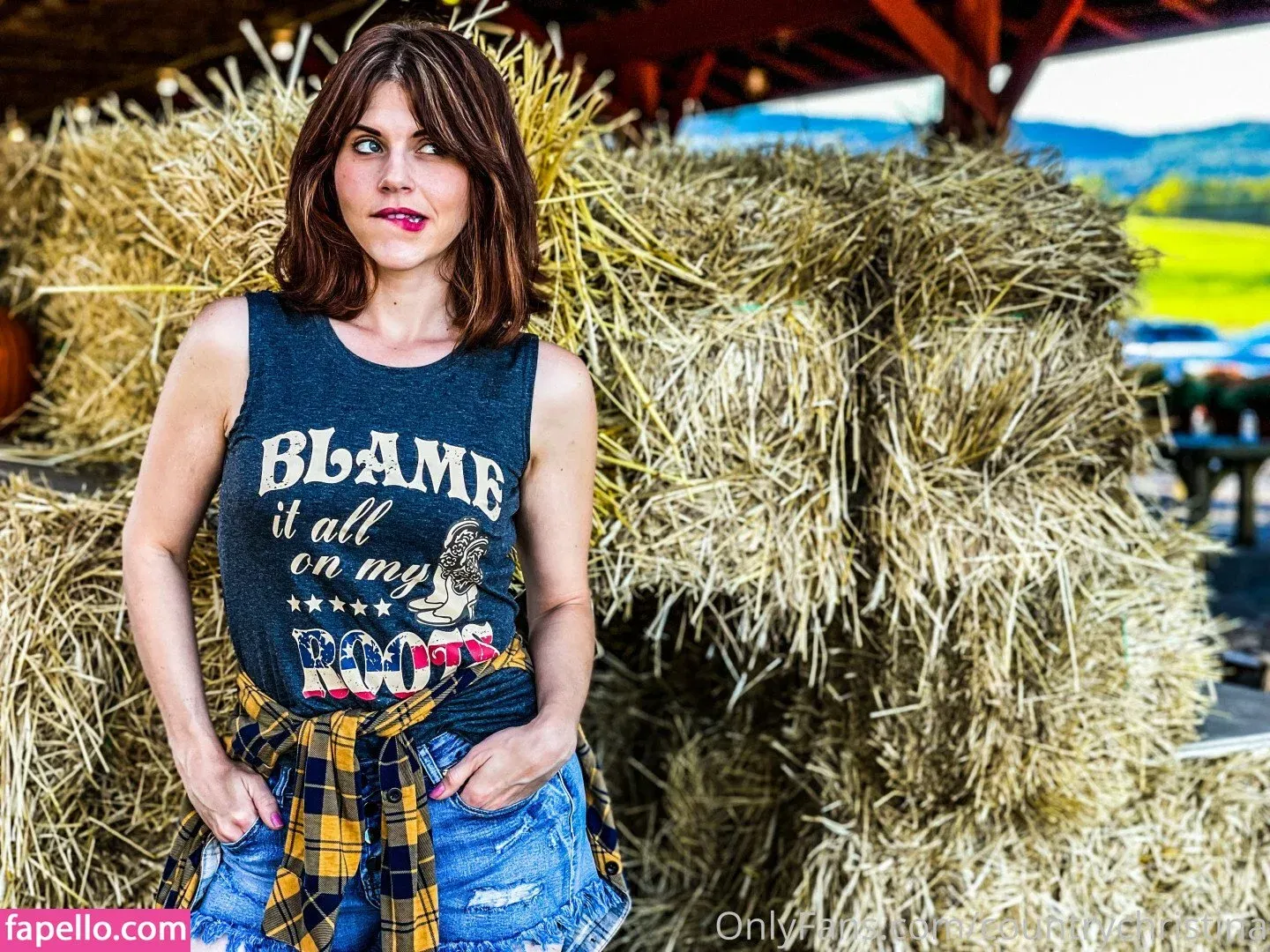 Country Christina Onlyfans Photo Gallery 