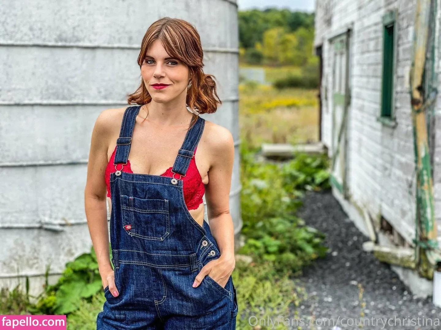 Country Christina Onlyfans Photo Gallery 