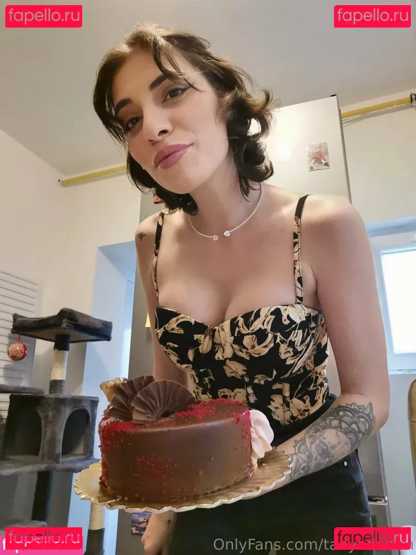 TanyaDomm Onlyfans Photo Gallery 