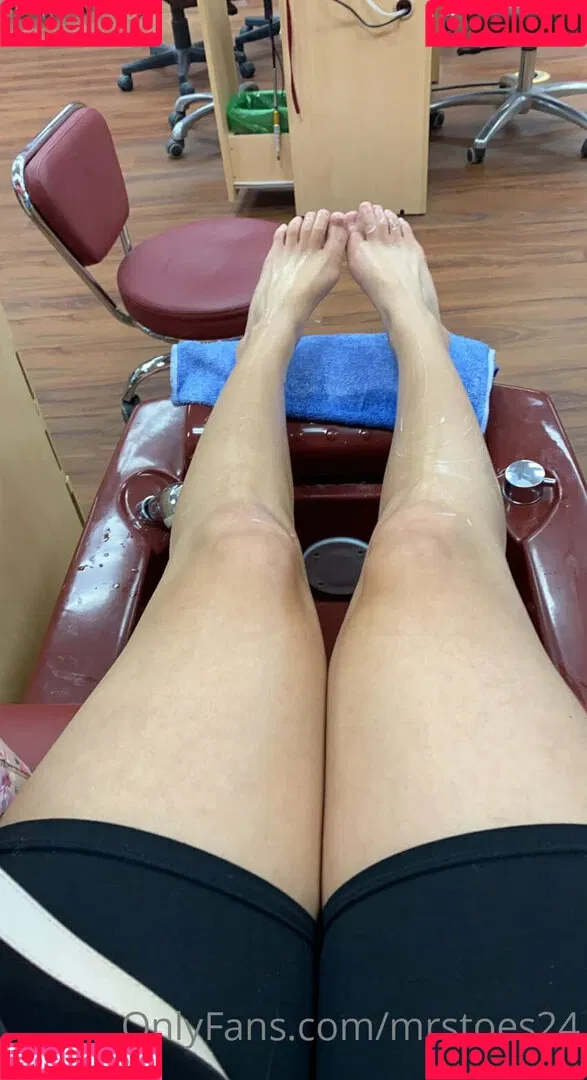 mrstoes24 Onlyfans Photo Gallery 