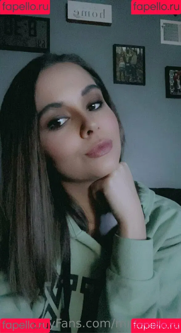 mrstoes24 Onlyfans Photo Gallery 