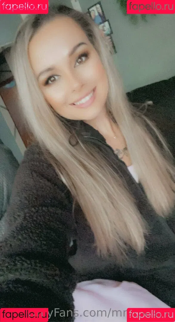 mrstoes24 Onlyfans Photo Gallery 