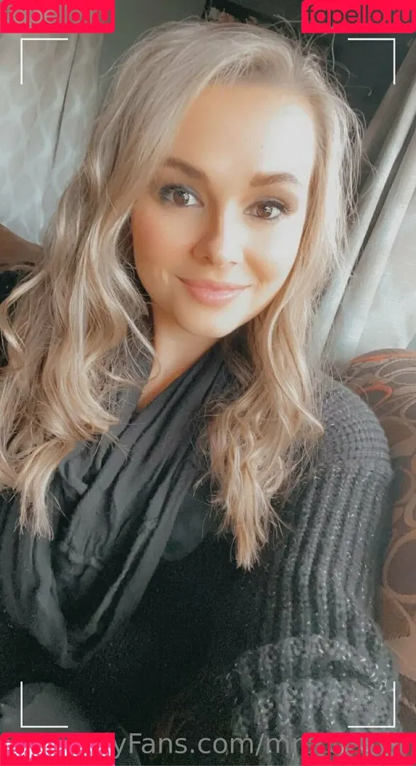 mrstoes24 Onlyfans Photo Gallery 