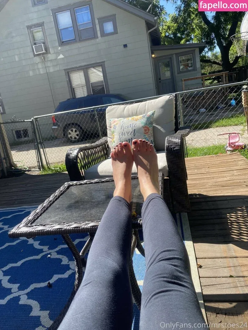 mrstoes24 Onlyfans Photo Gallery 