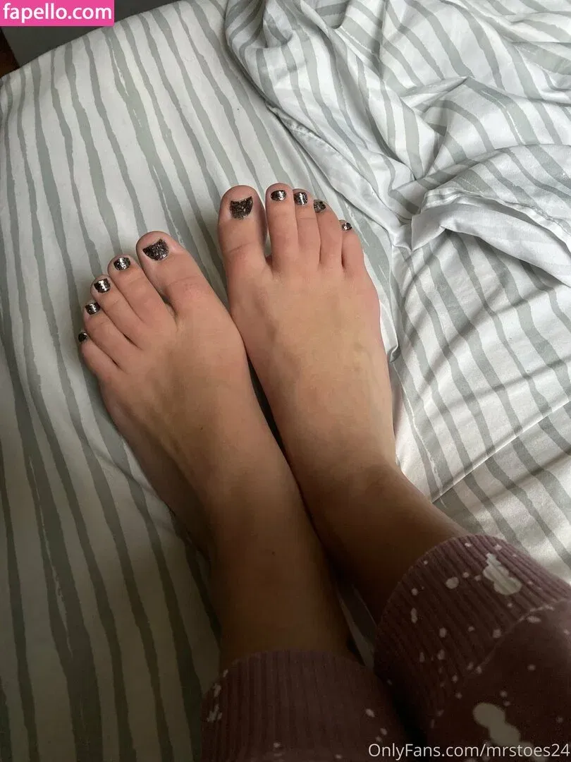 mrstoes24 Onlyfans Photo Gallery 