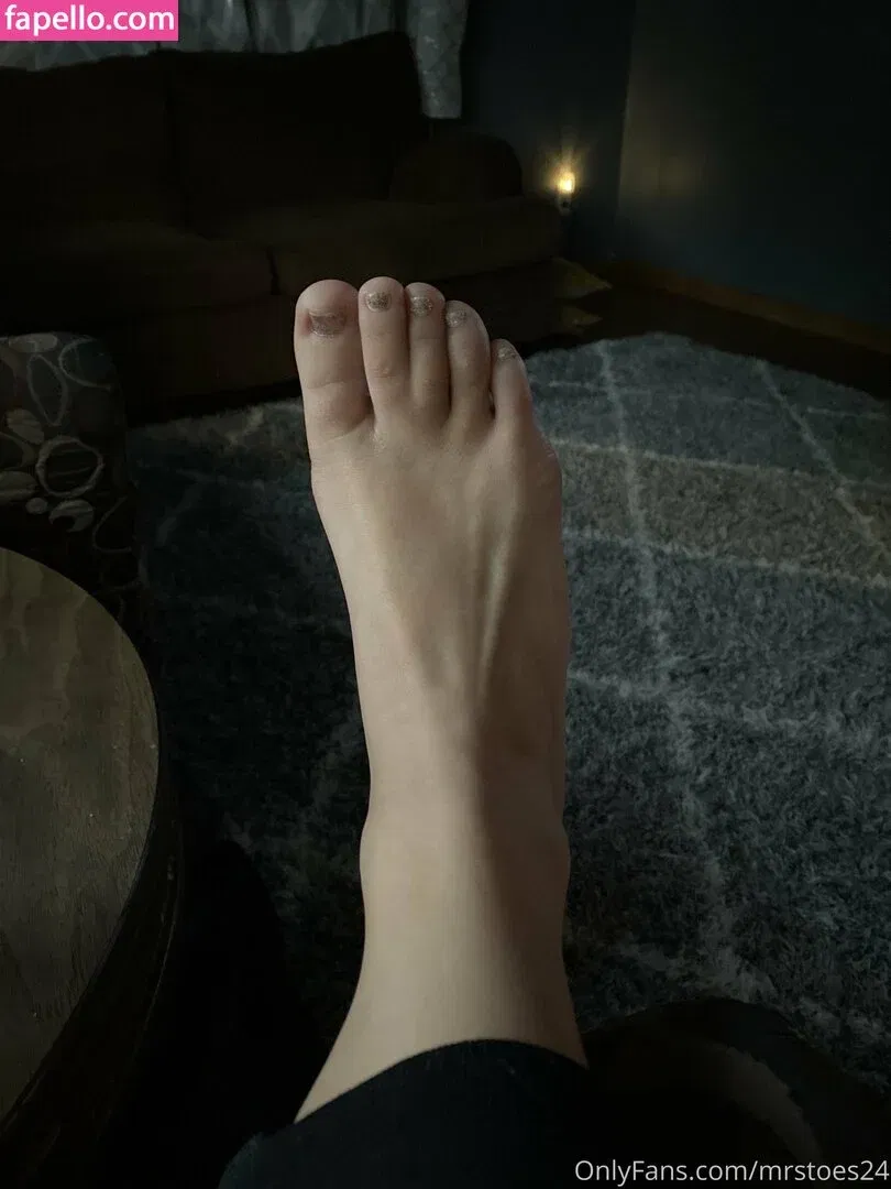 mrstoes24 Onlyfans Photo Gallery 
