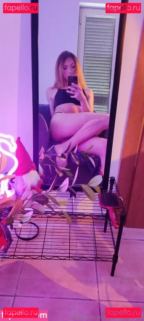 sissylucylove Onlyfans Photo Gallery 