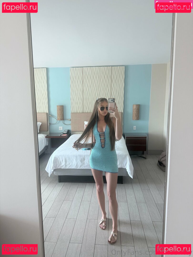 The Britty Nude Onlyfans Photo 31
