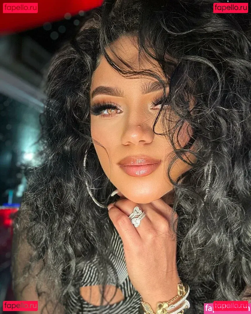 Makeawishstar Onlyfans Photo Gallery 