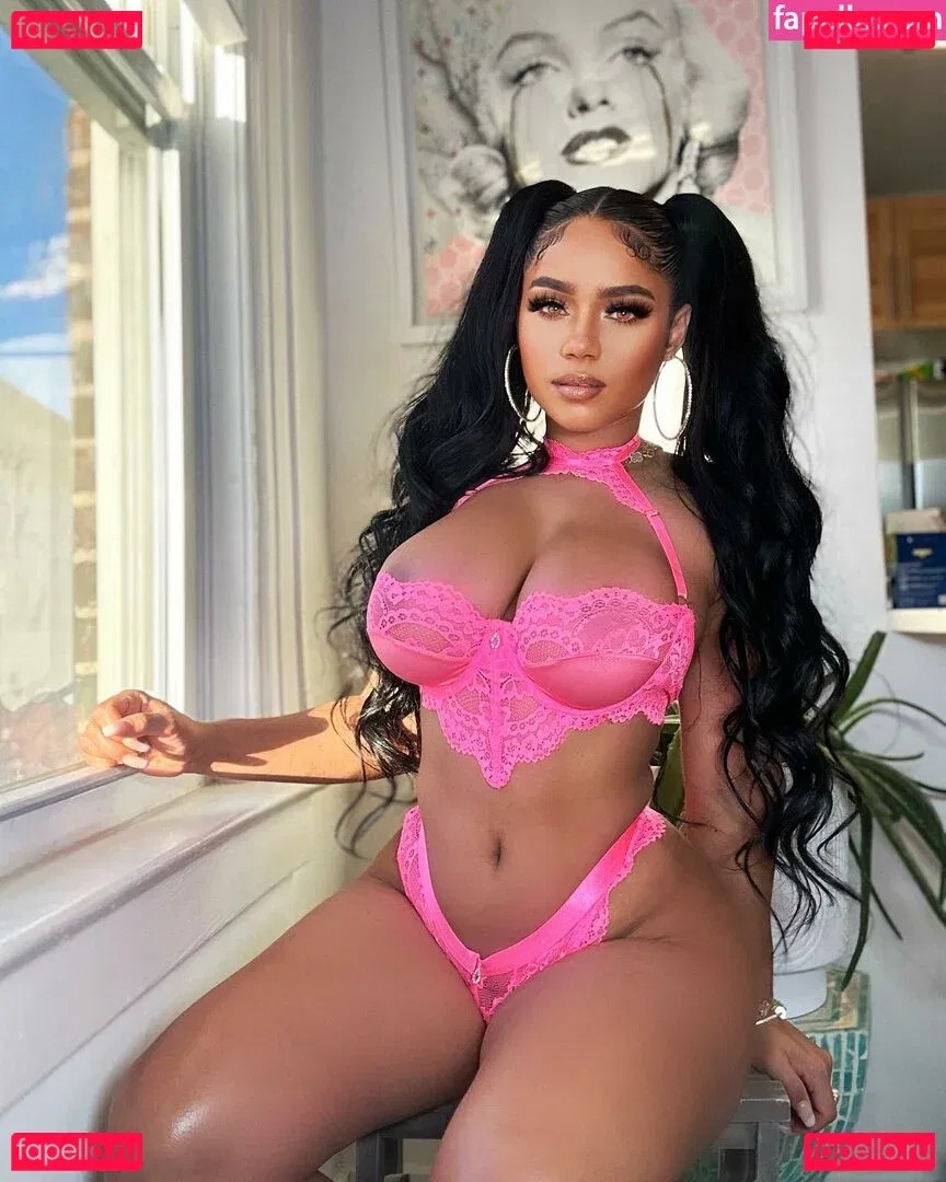 Makeawishstar Onlyfans Photo Gallery 