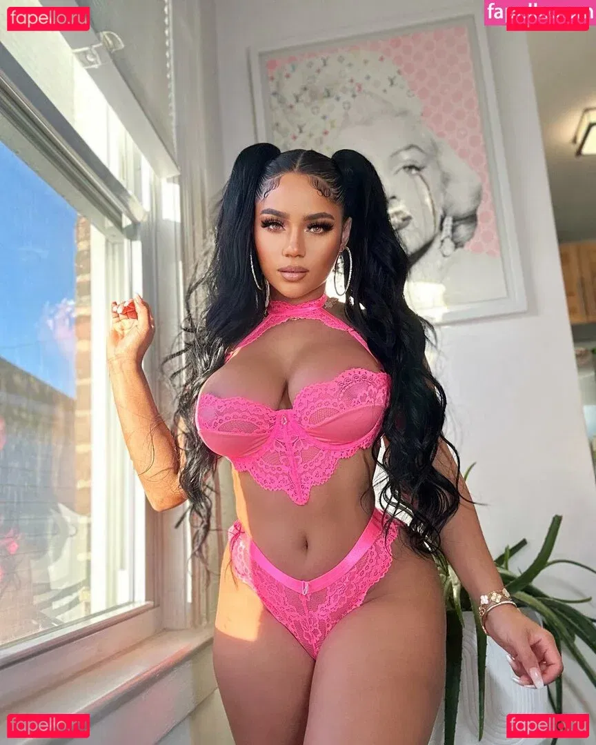 Makeawishstar Onlyfans Photo Gallery 