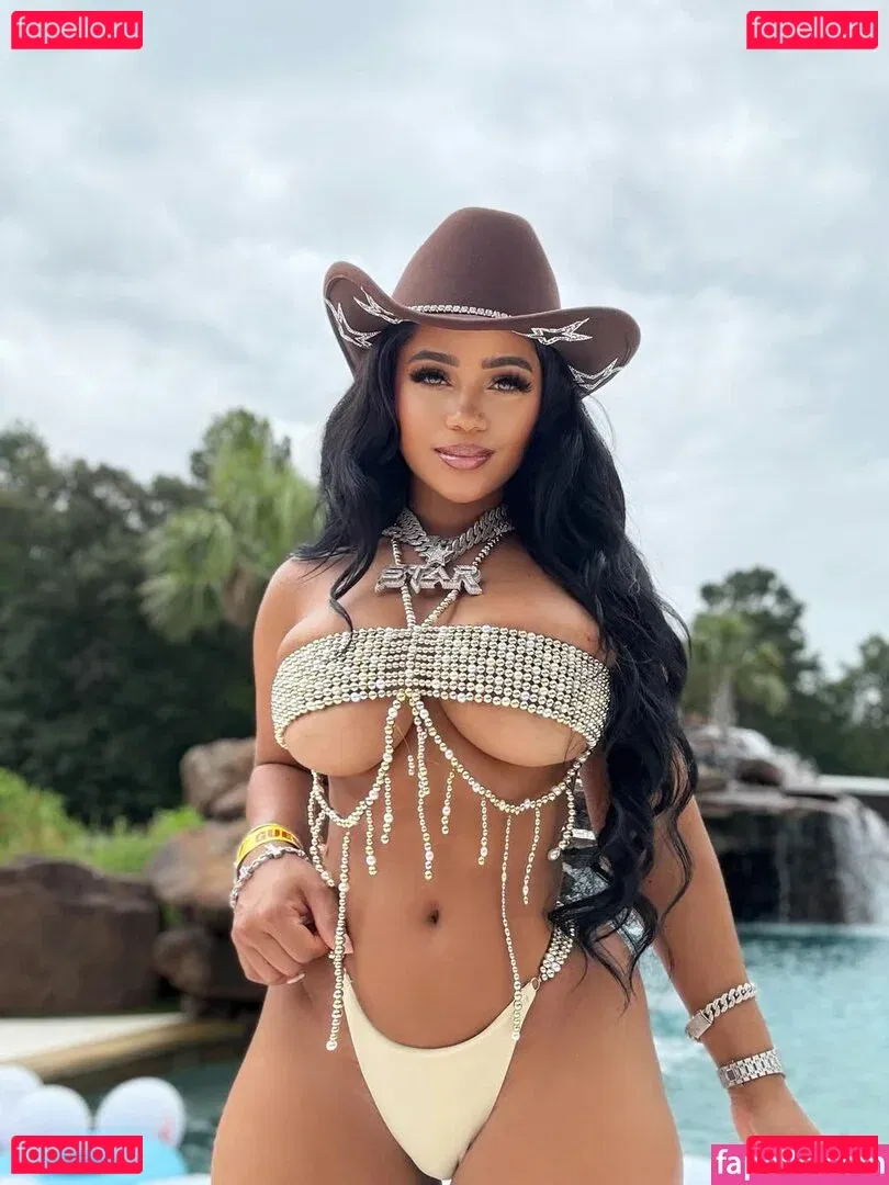 Makeawishstar Onlyfans Photo Gallery 