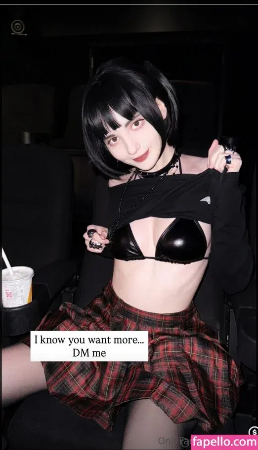 catiescos Onlyfans Photo Gallery 