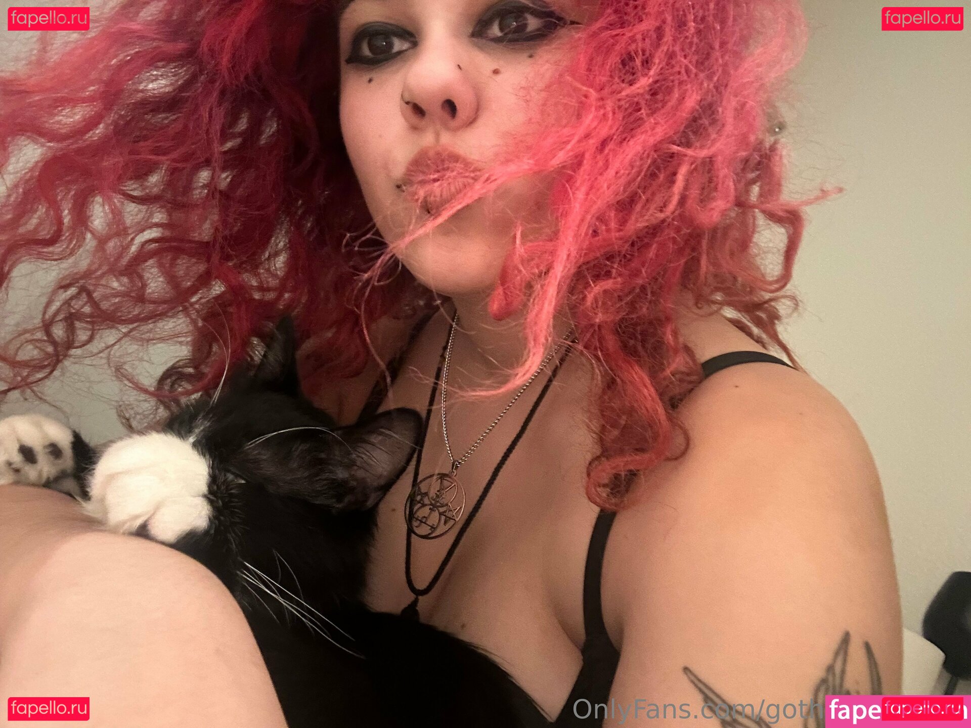 gothgamergirly Nude Onlyfans Photo 37