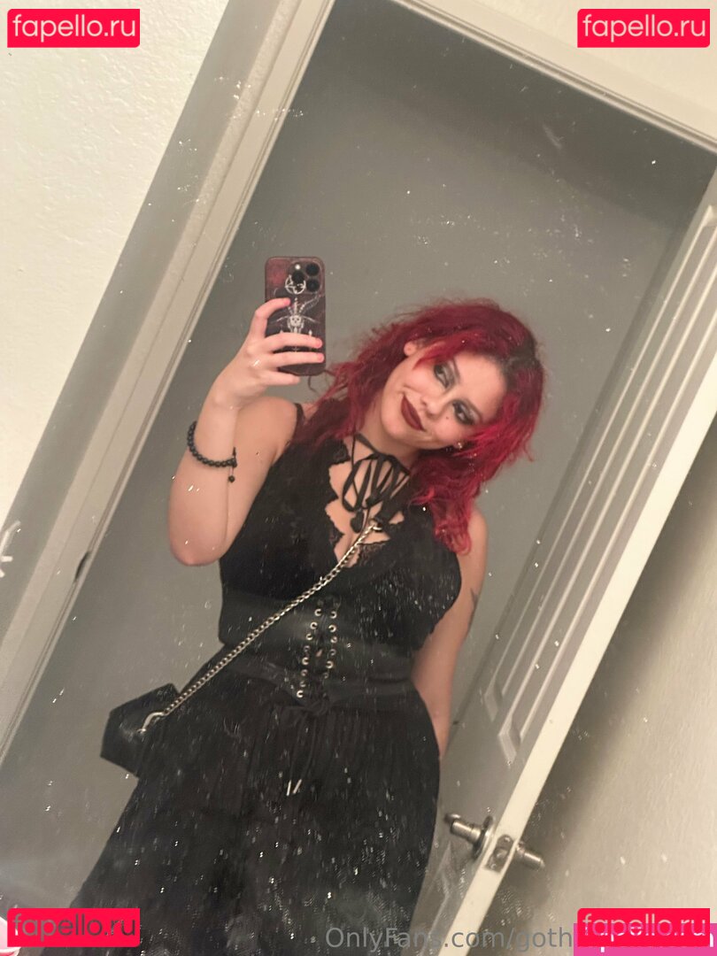 gothgamergirly Nude Onlyfans Photo 11