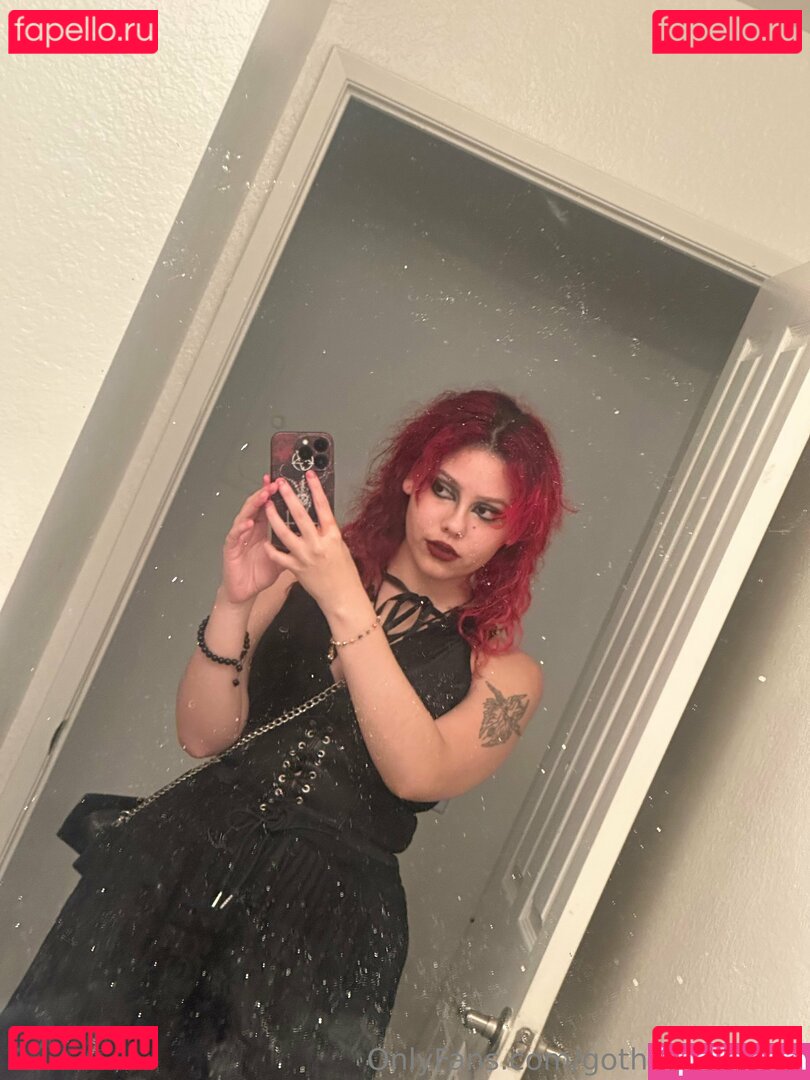 gothgamergirly Nude Onlyfans Photo 8