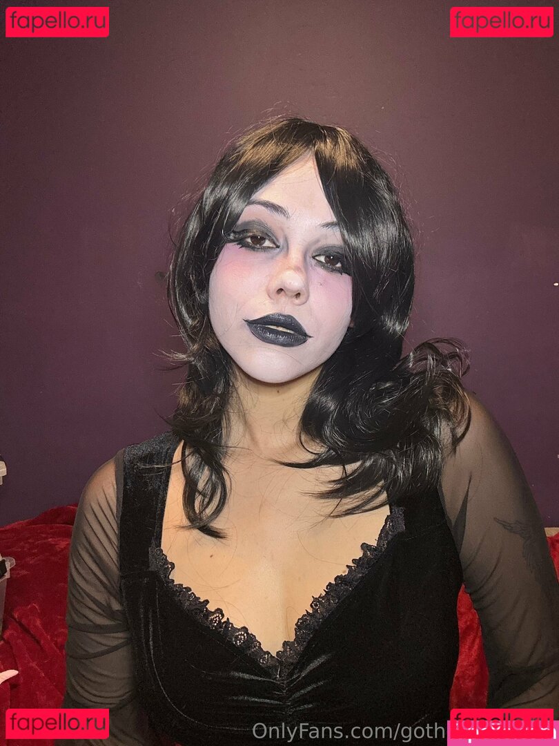 gothgamergirly Nude Onlyfans Photo 4