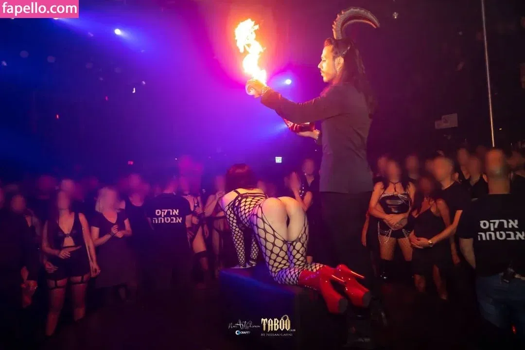 Neppu Onlyfans Photo Gallery 